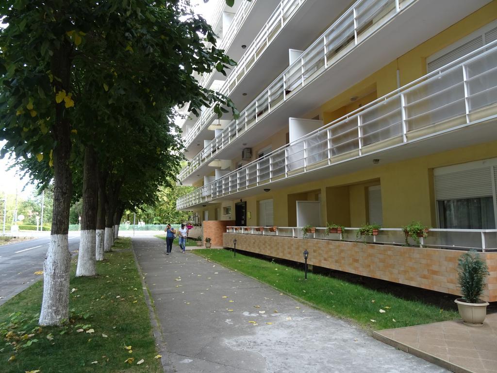 Club Onix Apartments Neptun Exteriör bild